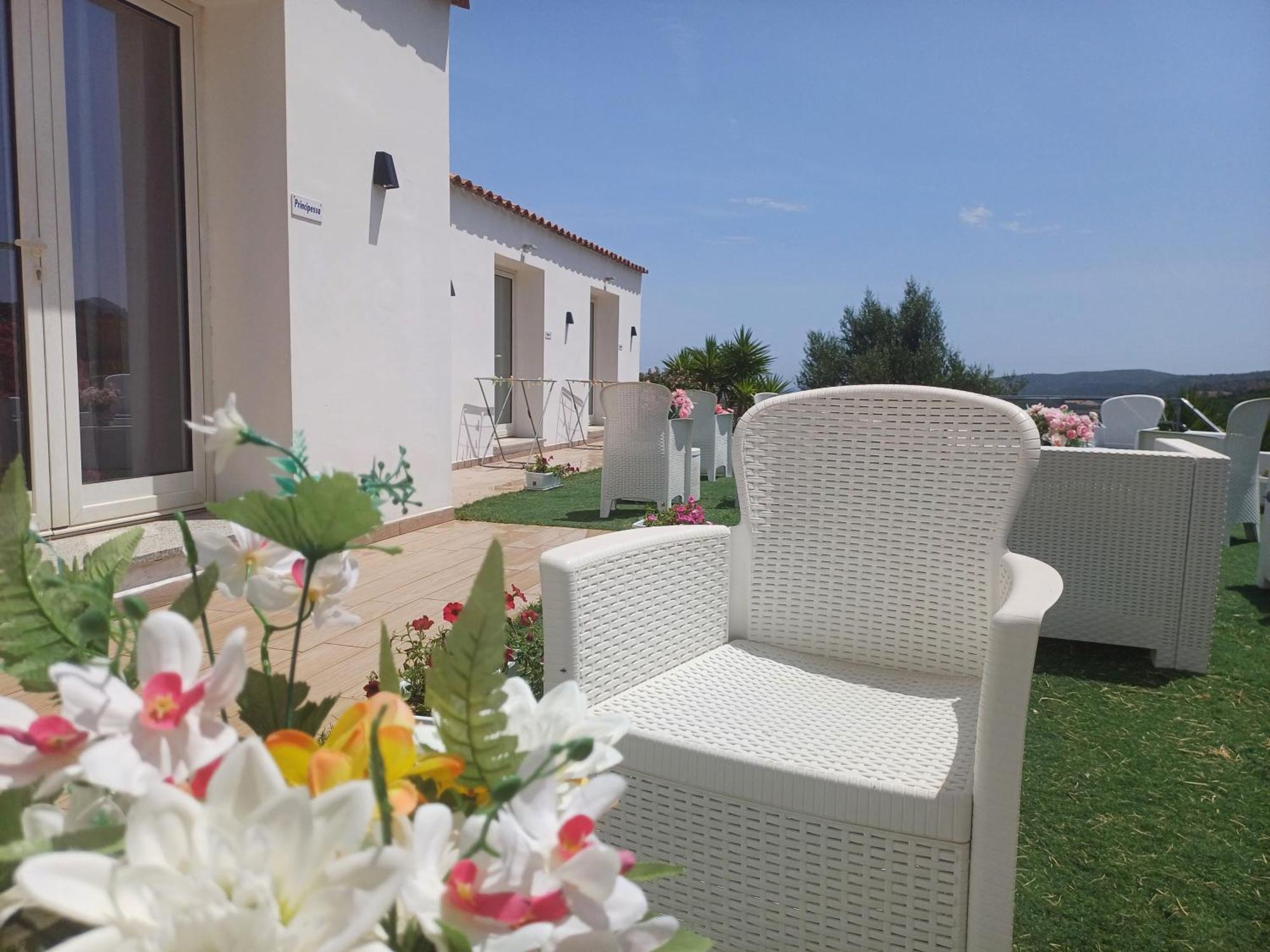 Sole&Sale Bed & Breakfast San Teodoro  Exterior photo